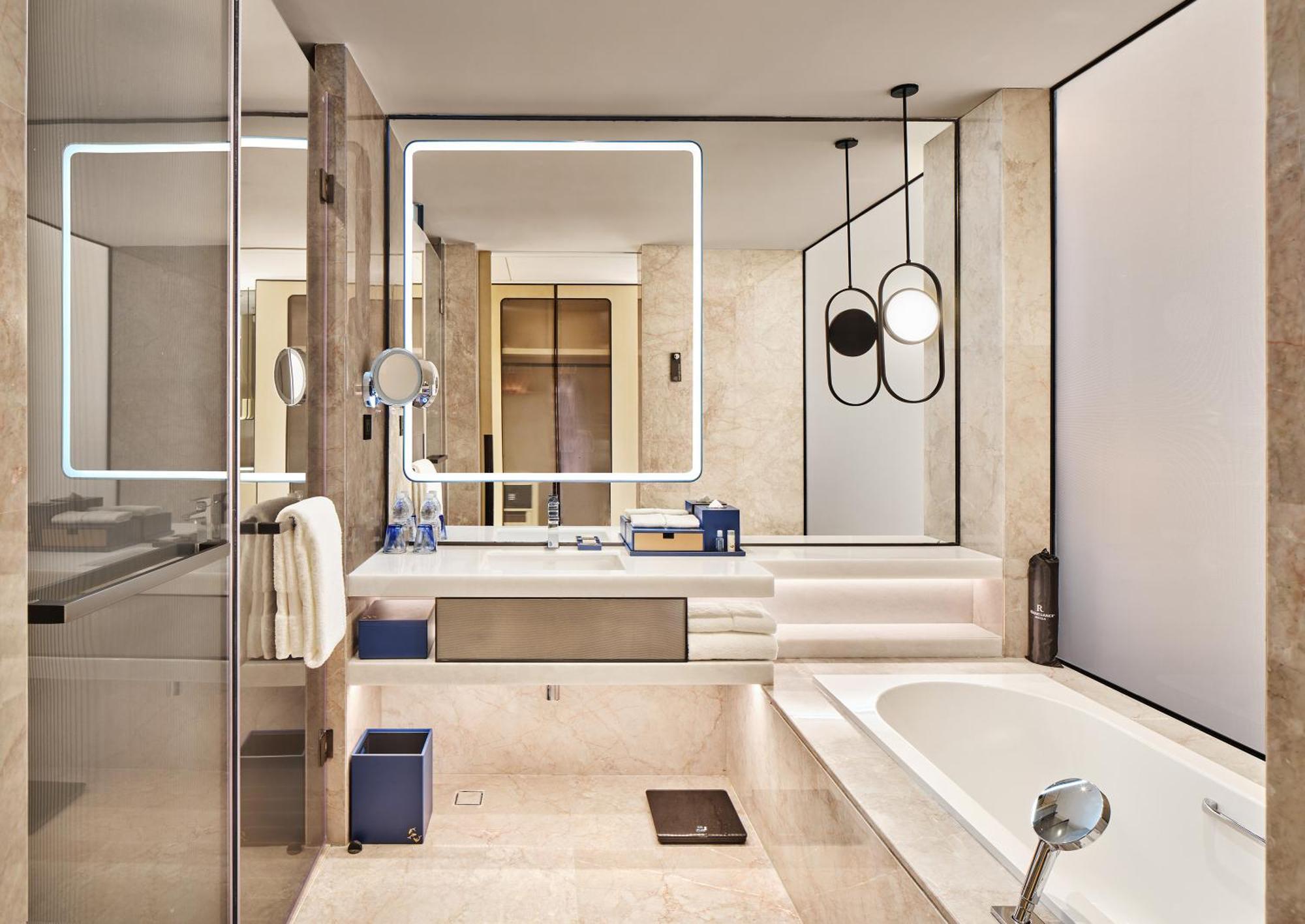 Renaissance Zhuhai Hotel Екстер'єр фото