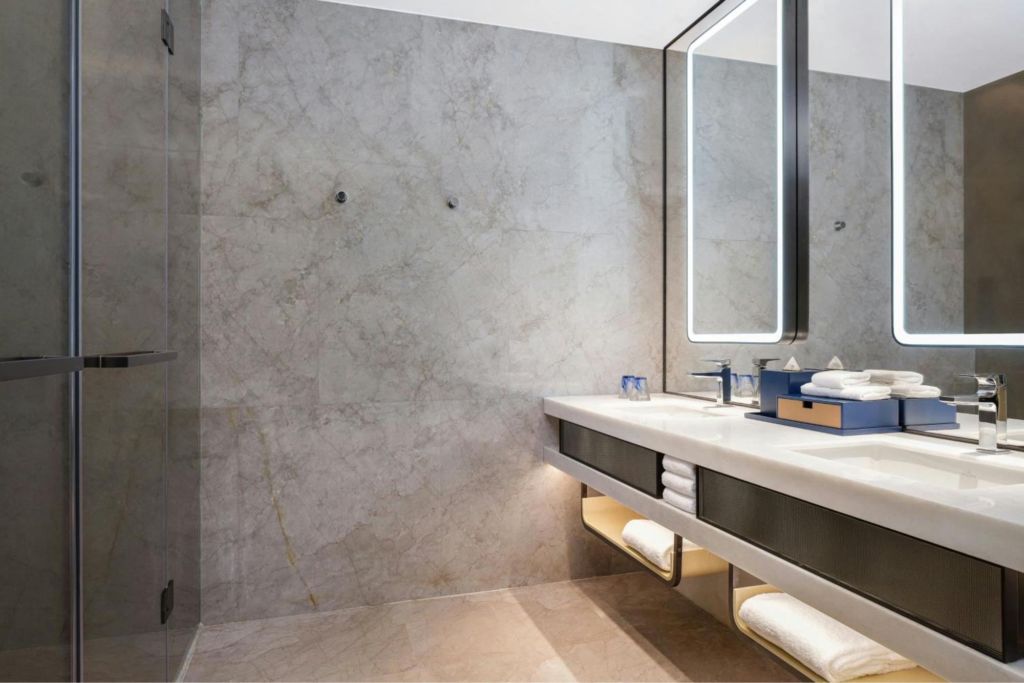 Renaissance Zhuhai Hotel Екстер'єр фото
